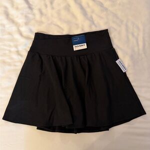 NWT Old Navy cloudcomfort Women's Black Skort Sz M new black